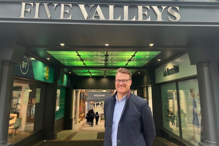 SHOPPING CENTRE HIRES NEW MANAGER TO OVERSEE DEVELOPMENT